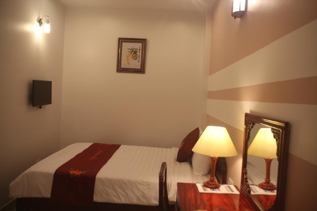Hong Thien 1 Hotel Hue Exteriör bild